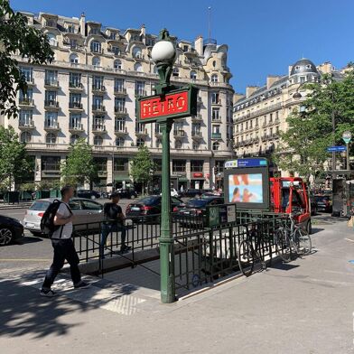 Commerce  352000 €