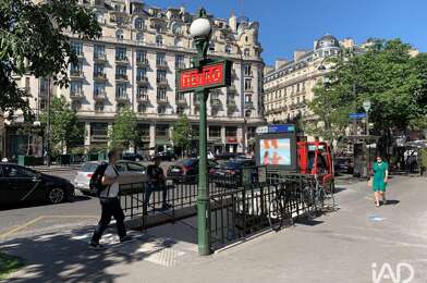 Commerce  352000 €