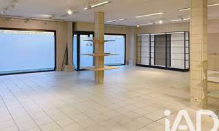 Immeuble  148 m² à vendre à Maen-Roch (35460)