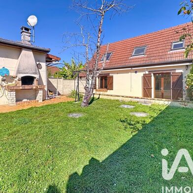 Maison 7 pièces 300000 €