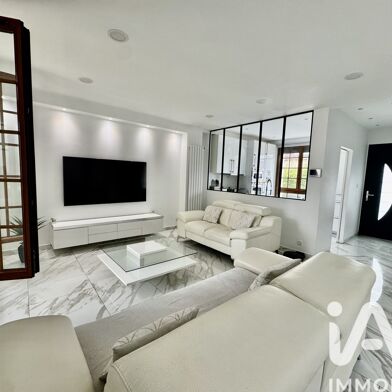 Maison 4 pièces 400000 €