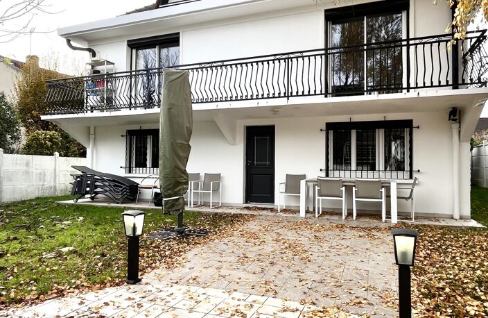 Vente Maison traditionnelle 6 pièces — photo 2
