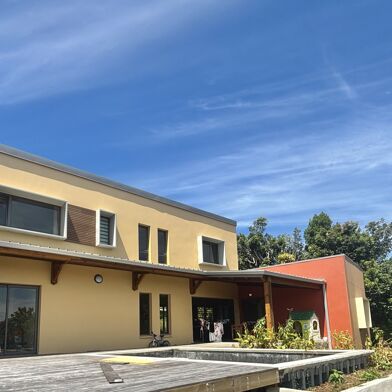 Maison 4 pièces 599000 €