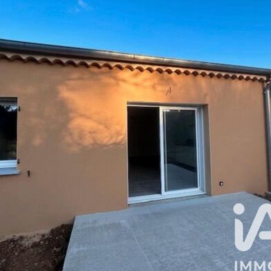 Maison 3 pièces 930 €