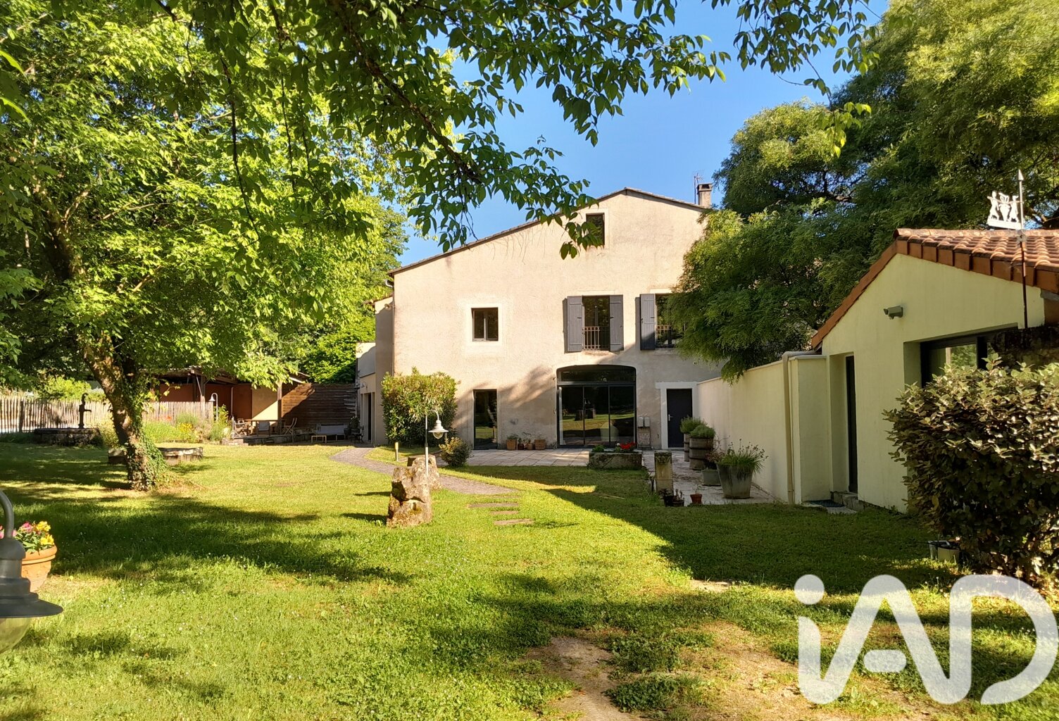 Vente Maison/villa 12 pièces — photo 1