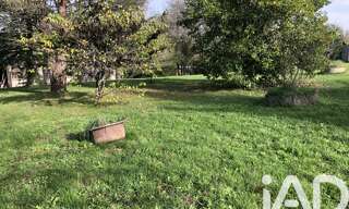 Terrain  696 m² à vendre à Saint-Ciers-d'Abzac (33910)