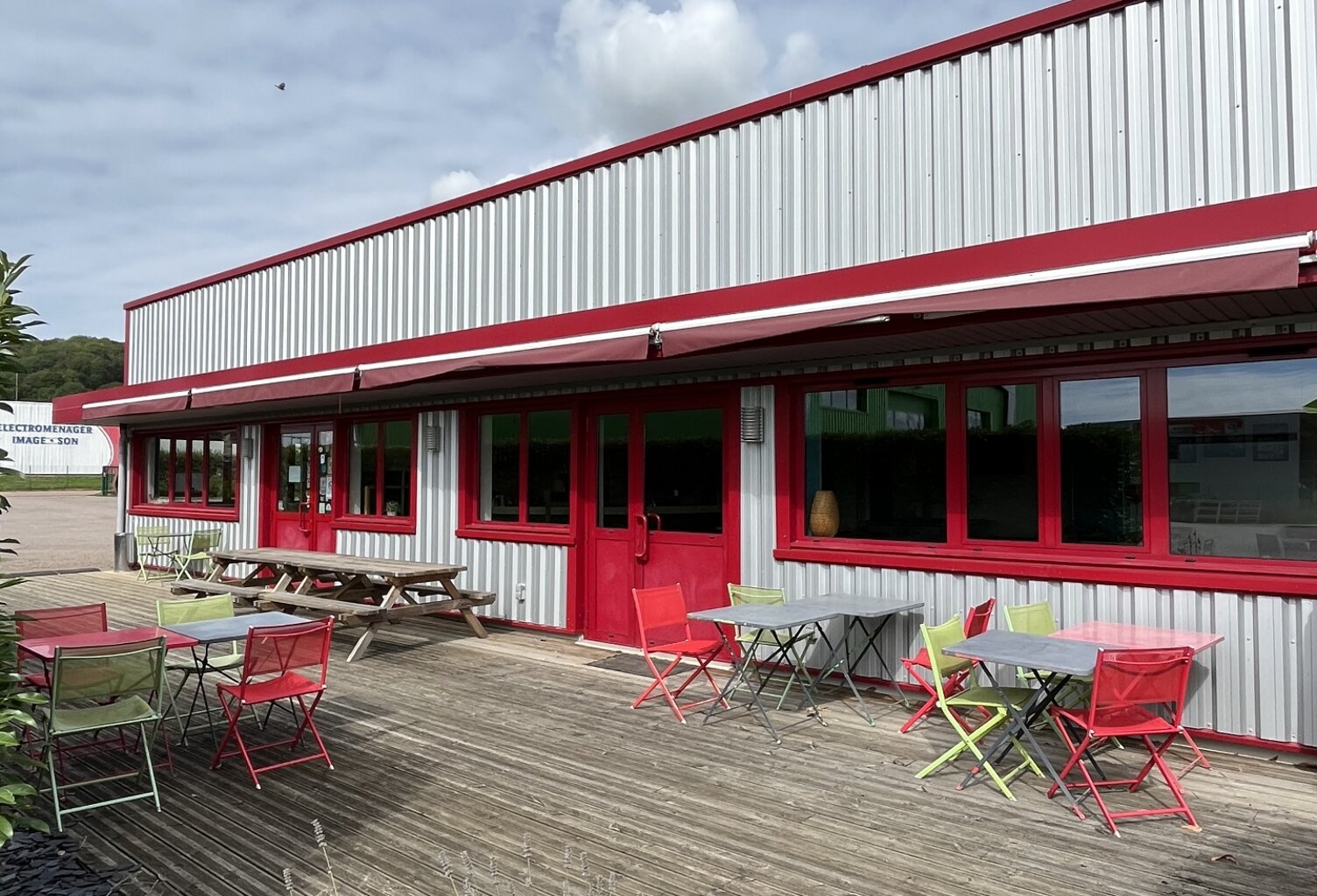 Vente Immeuble 374 m&sup2; — photo 1