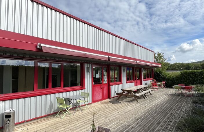 Vente Immeuble 374 m&sup2; — photo 2