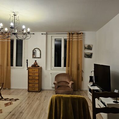 Immeuble  230000 €