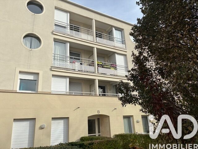 Livry-Gargan - 48m² - 2p. - 1ch.