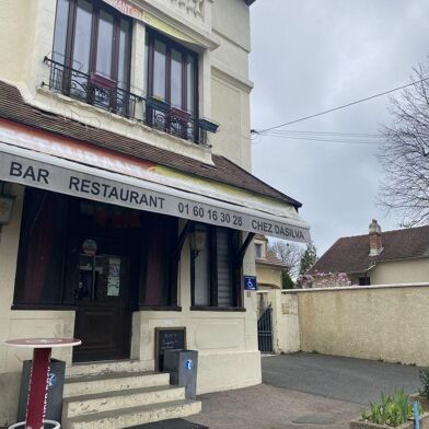 Commerce  149000 €