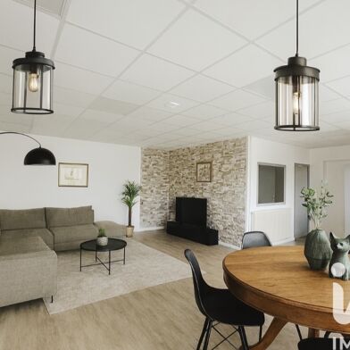 Immeuble  242000 €