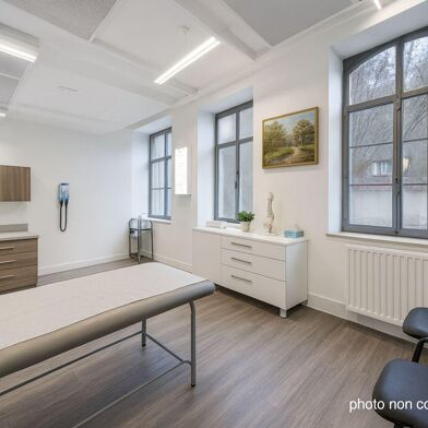 Commerce  389000 €