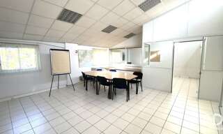 Bureau  57 m² à vendre à Nîmes (30900)