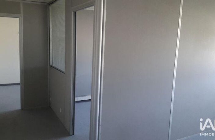 Location Bureaux 49 m&sup2; — photo 2