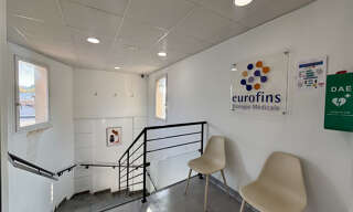 Commerce  100 m² à louer à Bouc-Bel-Air (13320)