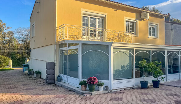Villa / Maison 9 pièces  à vendre Fontcouverte 17100