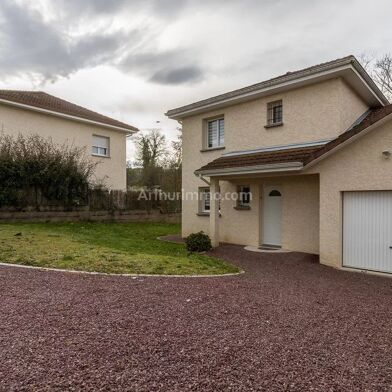 Maison 5 pièces 245000 €