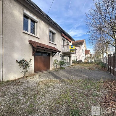 Maison 6 pièces 245000 €