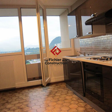 Appartement 3 pièces 989 €