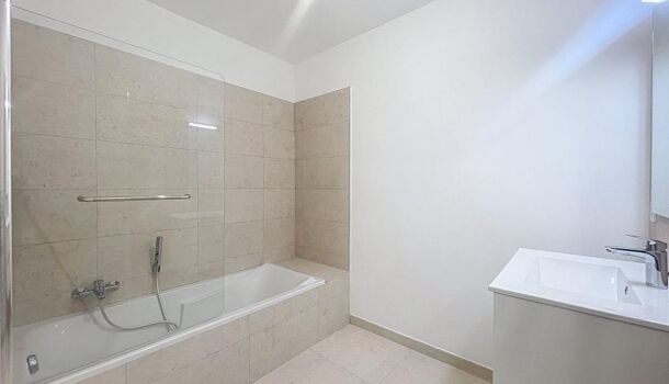 Appartement 3 pièces  à louer Ajaccio 20000