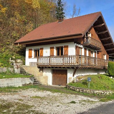 Maison 6 pièces 349000 €