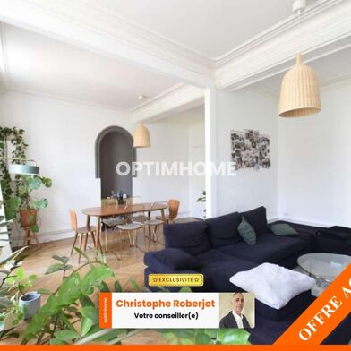 Appartement 4 pièces 215000 €