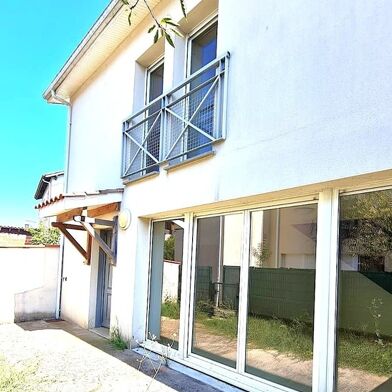 Maison 3 pièces 74000 €