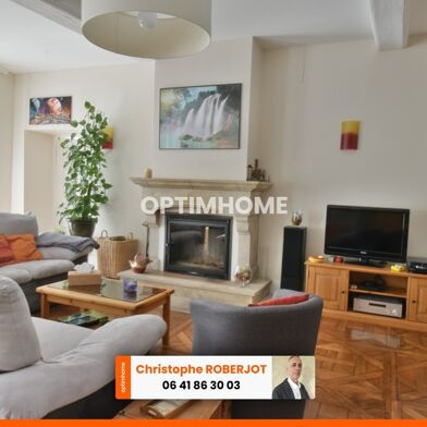 Appartement 6 pièces 291000 €