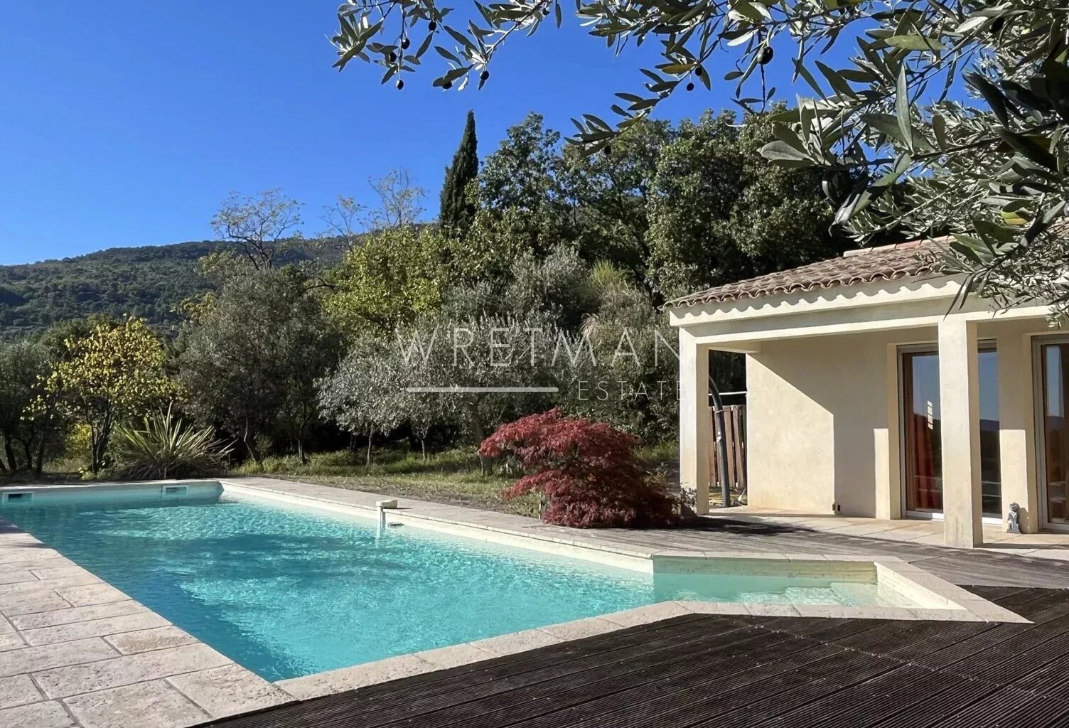 Villa de plain pied au calme - SEILLANS — photo 1