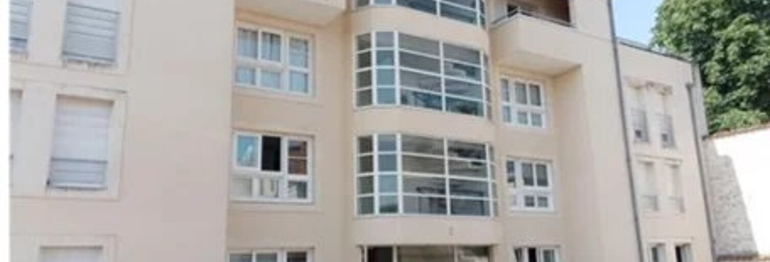 Appartement 5 Pièces 87 m² à vendre à Saintes (17100)