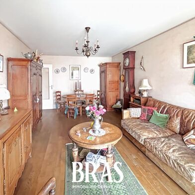 Appartement 3 pièces 195810 €