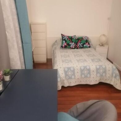 Appartement 1 pièces 470 €