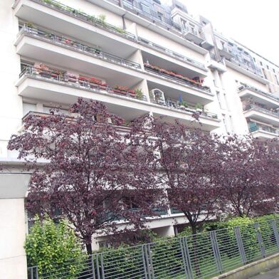 Appartement 1 pièces 760 €