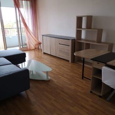 Appartement 2 pièces 636 €