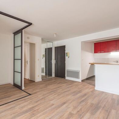 Appartement 2 pièces 235400 €