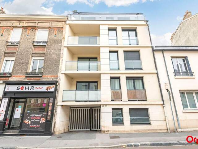 Appartement À Vendre — photo du bien