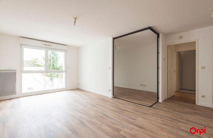 Appartement À Vendre — photo 2