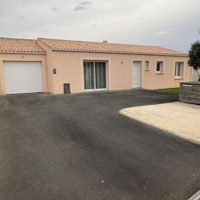 Maison 4 pièces 950 €