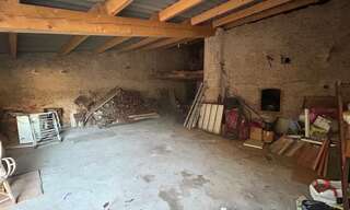 Immeuble  225 m² à vendre à Régusse (83630)