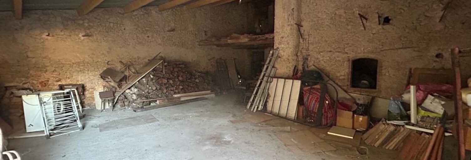 Immeuble  225 m² à vendre à Régusse (83630)