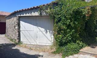 Immeuble  225 m² à vendre à Régusse (83630)