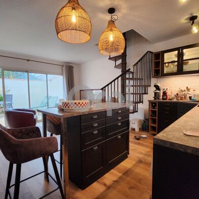 Maison 3 pièces 270250 €