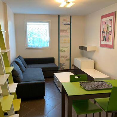 Appartement 2 pièces 560 €