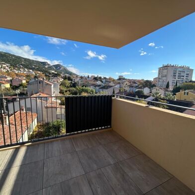 Appartement 2 pièces 810 €