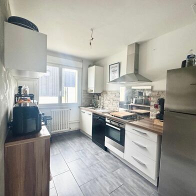 Appartement 4 pièces 212000 €