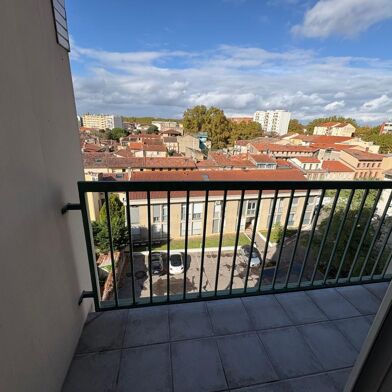 Appartement 1 pièces 82600 €