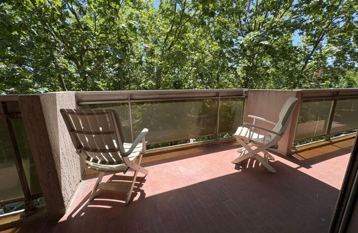 Toulouse Saint-Cyprien,  Appartement Type 5 d'Exception avec Terrasse, Balcons et Garage — photo 2