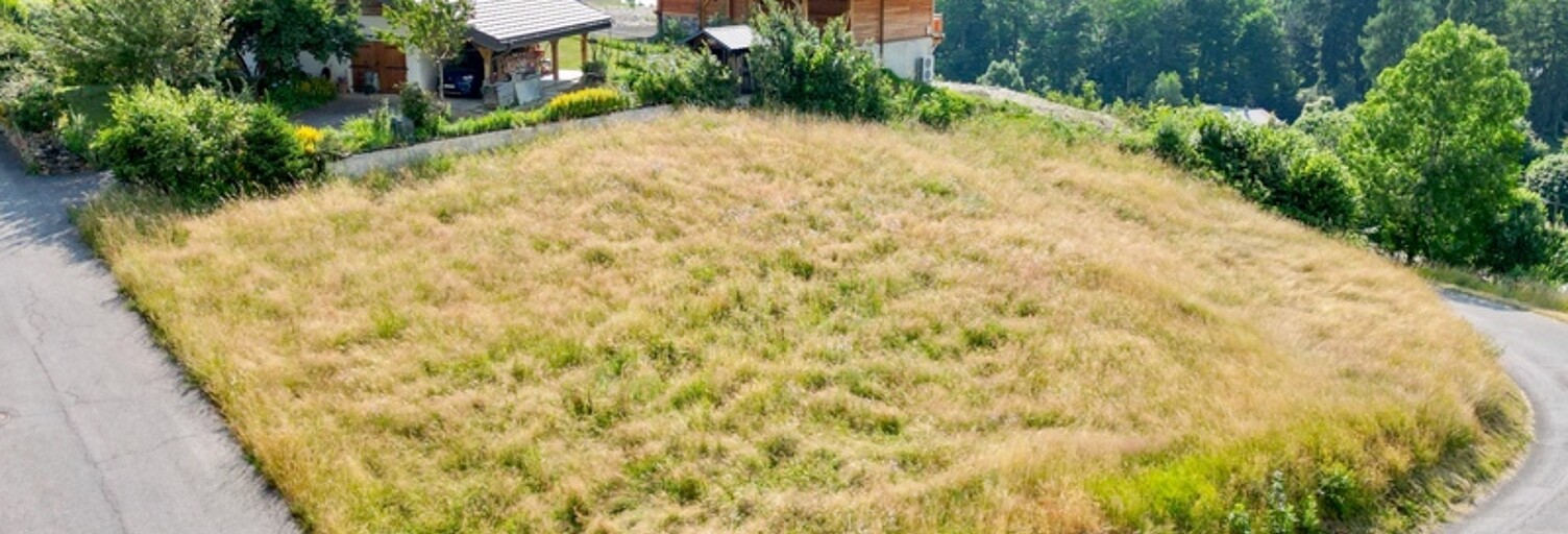 Terrain  1202 m² à vendre à Beaufort (73270)