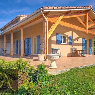 Maison 5 pièces 399000 €